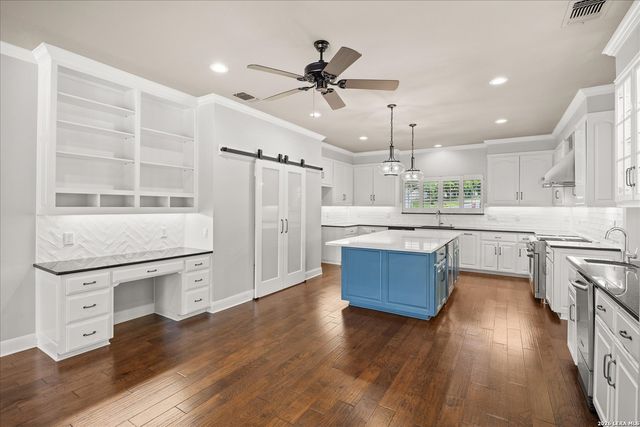 7615 SWEETWIND CIR, Fair Oaks Ranch, TX 78015