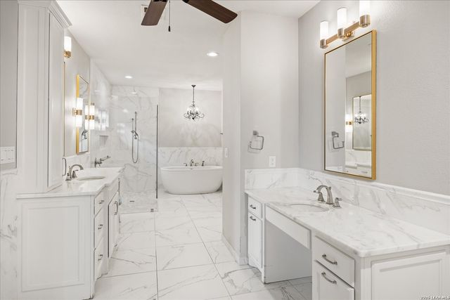 7615 SWEETWIND CIR, Fair Oaks Ranch, TX 78015