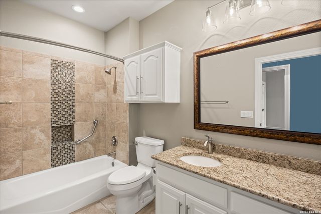 7615 SWEETWIND CIR, Fair Oaks Ranch, TX 78015