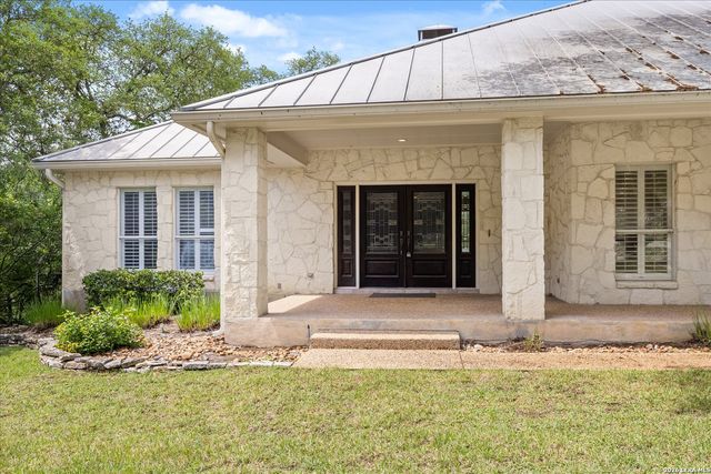 7615 SWEETWIND CIR, Fair Oaks Ranch, TX 78015