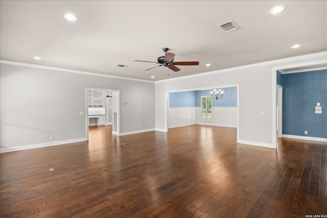 7615 SWEETWIND CIR, Fair Oaks Ranch, TX 78015