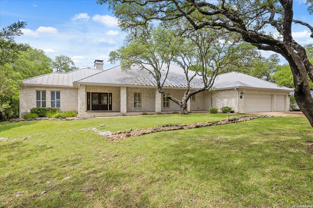 7615 SWEETWIND CIR, Fair Oaks Ranch, TX 78015