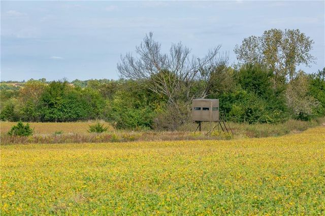 000 SE Virginia Road, Kincaid, KS 66039