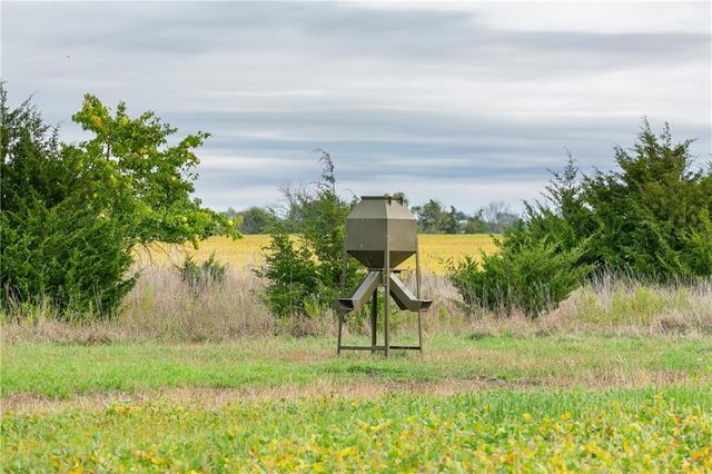 000 SE Virginia Road, Kincaid, KS 66039