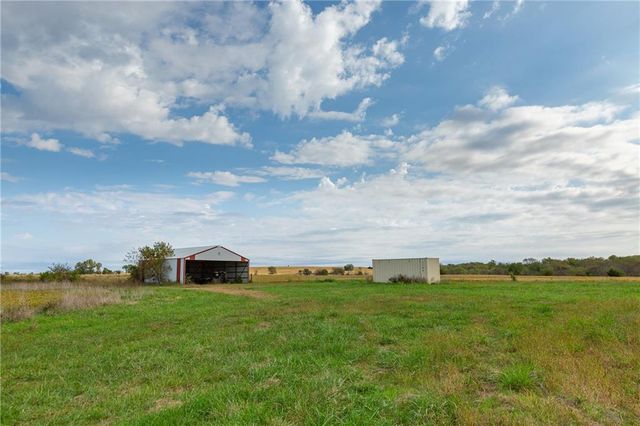 000 SE Virginia Road, Kincaid, KS 66039
