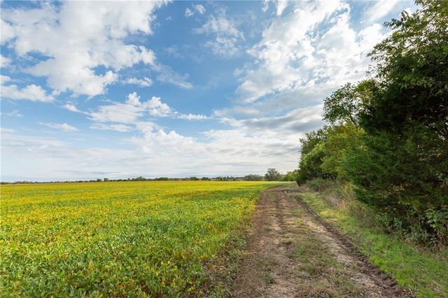 000 SE Virginia Road, Kincaid, KS 66039