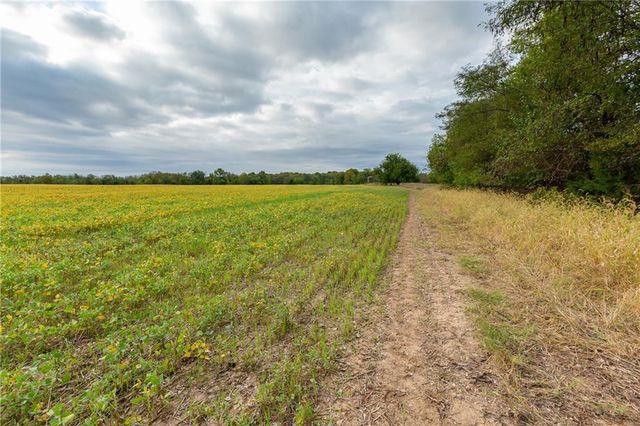 000 SE Virginia Road, Kincaid, KS 66039