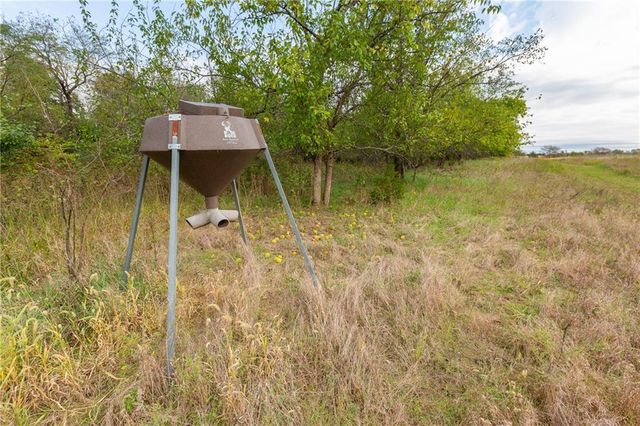 000 SE Virginia Road, Kincaid, KS 66039