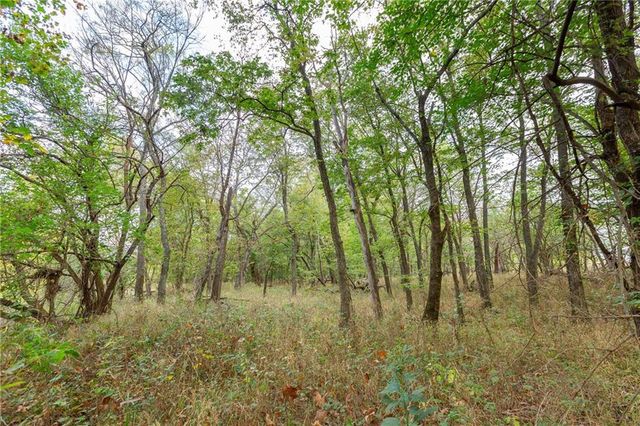 000 SE Virginia Road, Kincaid, KS 66039