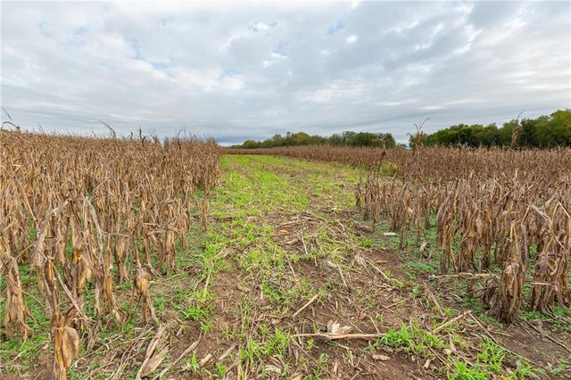 000 SE Virginia Road, Kincaid, KS 66039