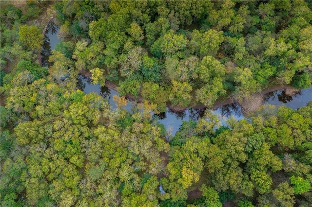 000 SE Virginia Road, Kincaid, KS 66039