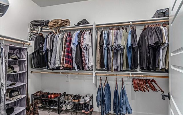 5059 N 183rd Lane, Litchfield Park, AZ 85340