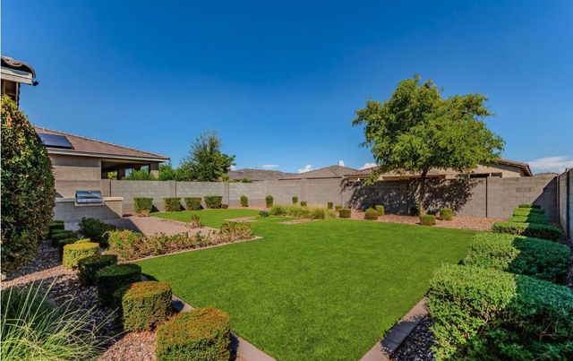 5059 N 183rd Lane, Litchfield Park, AZ 85340