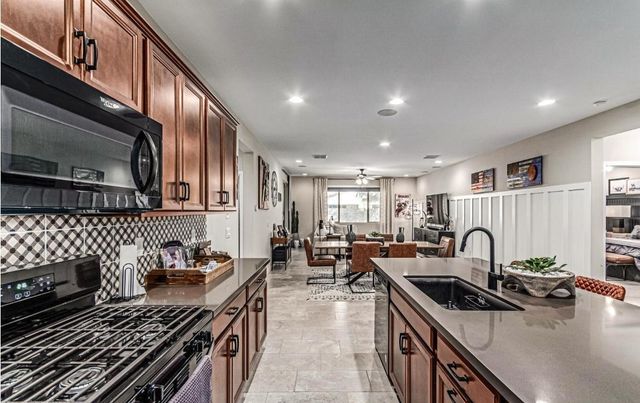 5059 N 183rd Lane, Litchfield Park, AZ 85340