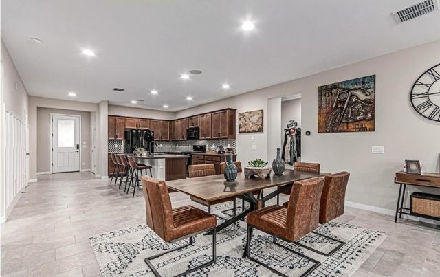 5059 N 183rd Lane, Litchfield Park, AZ 85340