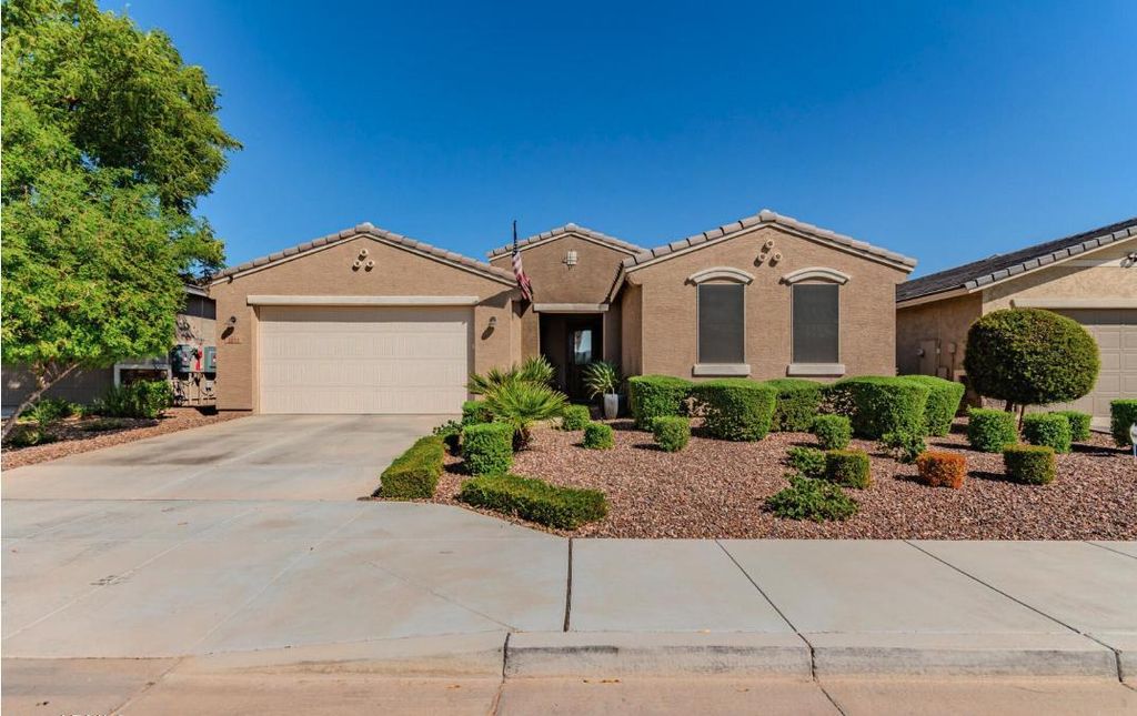 5059 N 183rd Lane, Litchfield Park, AZ 85340