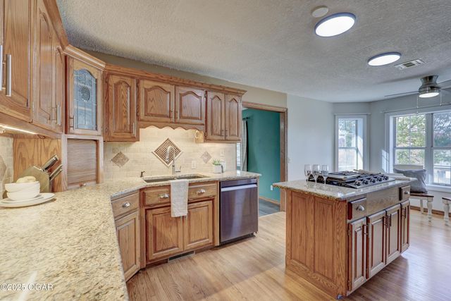 2902 N Michigan Avenue, Joplin, MO 64801