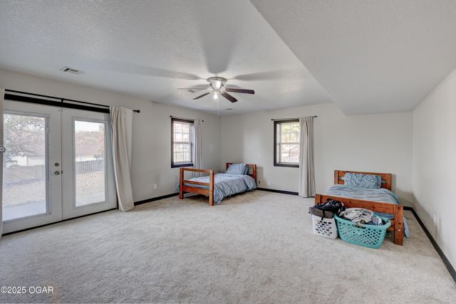 2902 N Michigan Avenue, Joplin, MO 64801