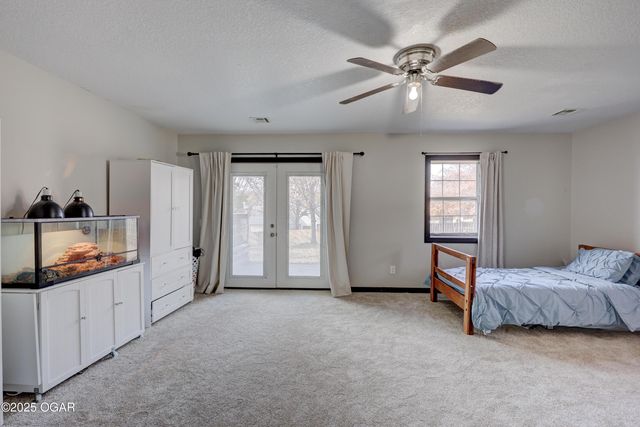 2902 N Michigan Avenue, Joplin, MO 64801