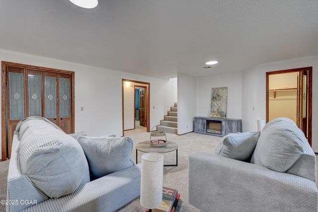 2902 N Michigan Avenue, Joplin, MO 64801