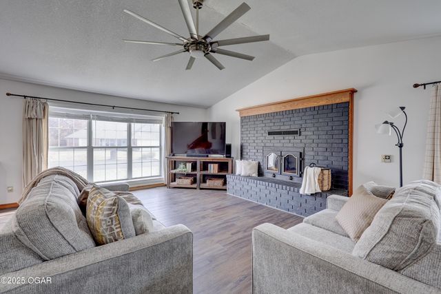 2902 N Michigan Avenue, Joplin, MO 64801