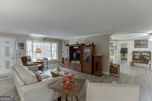 329 RIVERBEND Drive, Royston, GA 30662