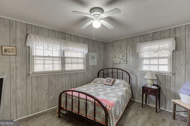 329 RIVERBEND Drive, Royston, GA 30662