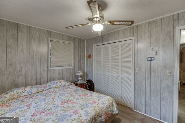 329 RIVERBEND Drive, Royston, GA 30662