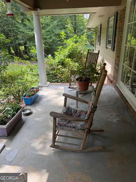 329 RIVERBEND Drive, Royston, GA 30662 — photo 2