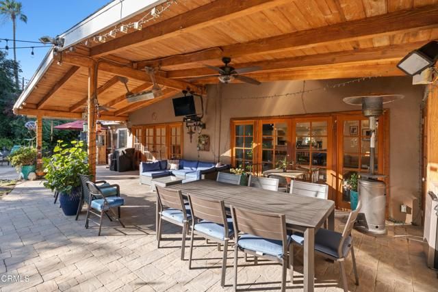 23508 Canzonet Street, Woodland Hills (los Angeles), CA 91367