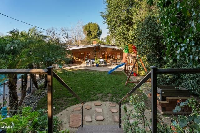 23508 Canzonet Street, Woodland Hills (los Angeles), CA 91367