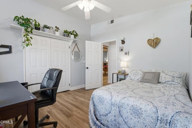 23508 Canzonet Street, Woodland Hills (los Angeles), CA 91367