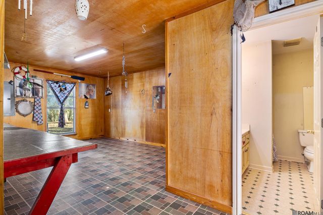 43054 Weber City Rd, Gonzales, LA 70737