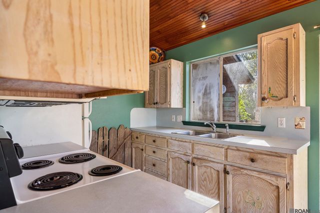 43054 Weber City Rd, Gonzales, LA 70737