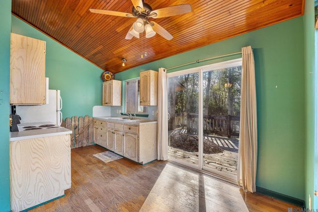 43054 Weber City Rd, Gonzales, LA 70737