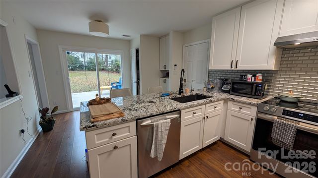 3218 Silver Pond Court, Charlotte, NC 28210