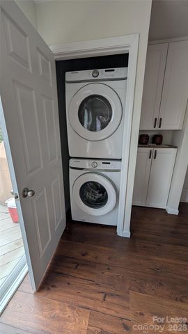 3218 Silver Pond Court, Charlotte, NC 28210