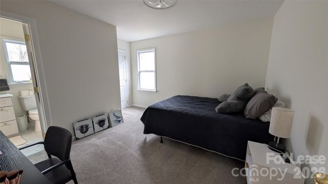 3218 Silver Pond Court, Charlotte, NC 28210