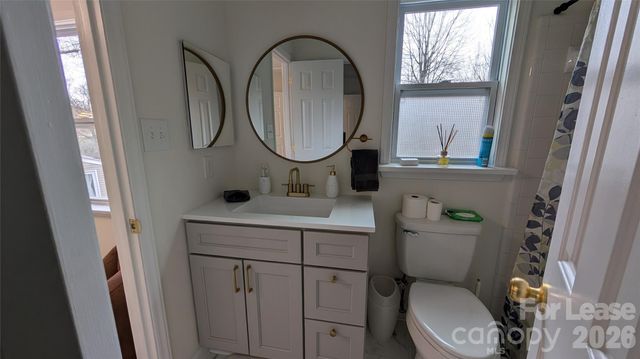 3218 Silver Pond Court, Charlotte, NC 28210