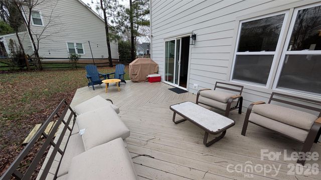 3218 Silver Pond Court, Charlotte, NC 28210
