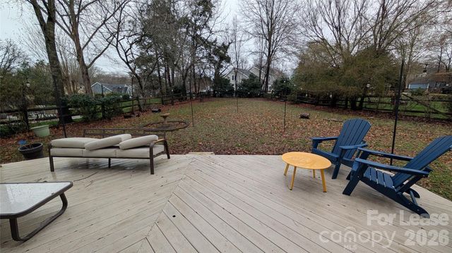 3218 Silver Pond Court, Charlotte, NC 28210