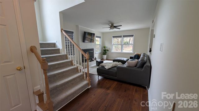 3218 Silver Pond Court, Charlotte, NC 28210