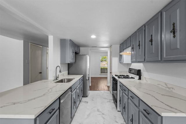 1007 Elk Grove Drive, Richardson, TX 75081