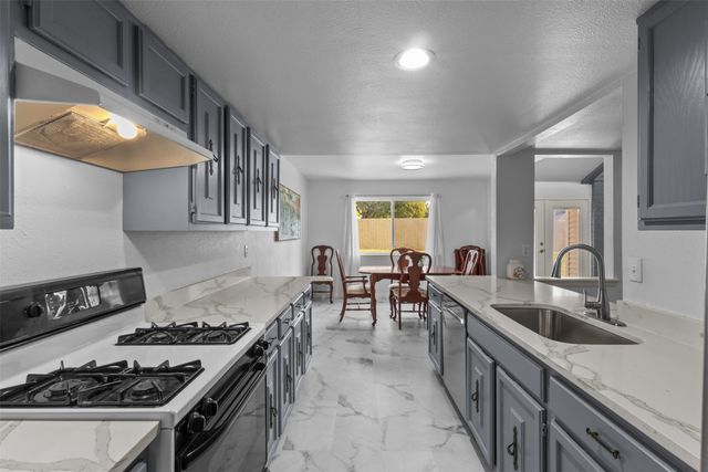 1007 Elk Grove Drive, Richardson, TX 75081
