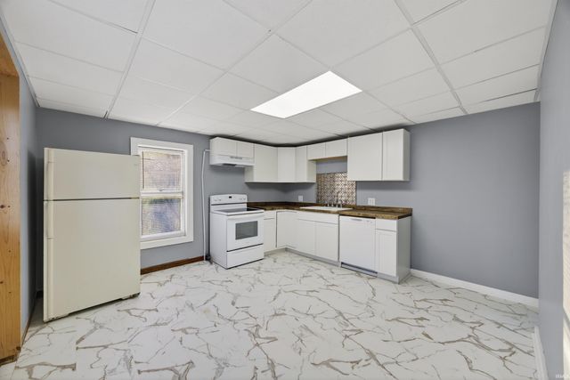 708 15th Street, Bedford, IN 47421