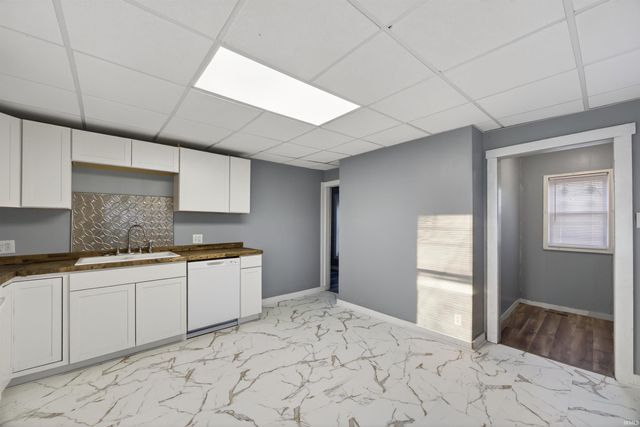 708 15th Street, Bedford, IN 47421