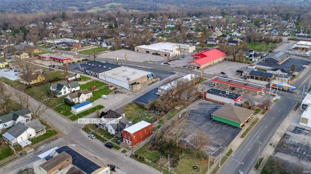 708 15th Street, Bedford, IN 47421
