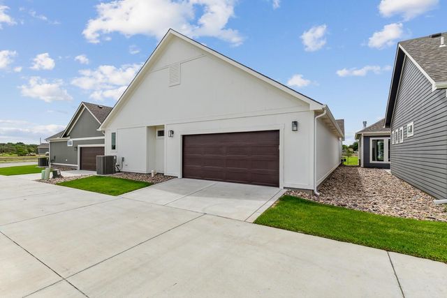 304 W Pepper Tree Rd, Andover, KS 67002