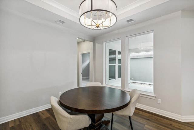 304 W Pepper Tree Rd, Andover, KS 67002