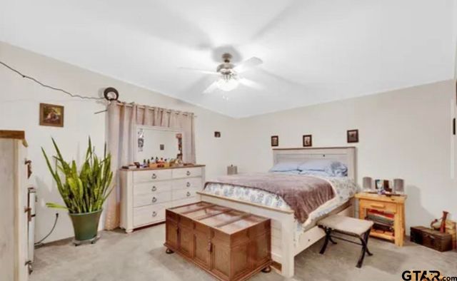 5029 Woodcastle, Chandler, TX 75758